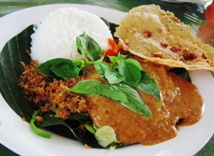 Peluang Bisnis Nasi Pecel dan Analisa Usahanya