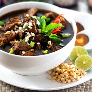 Peluang Bisnis Rawon dan Analisa Usahanya