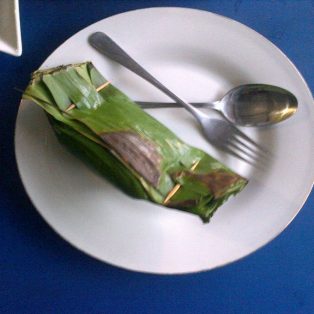 Peluang Bisnis Nasi Bakar Lumut dan Analisa Usahanya
