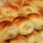 Peluang Bisnis Roti Unyil Isi Daging dan Analisa Usahanya