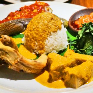 Peluang Bisnis Masakan Padang dan Analisa Usahanya