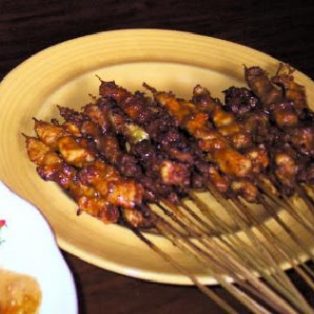 Peluang Bisnis Sate Jeroan Bumbu Petis dan Analisa Usahanya